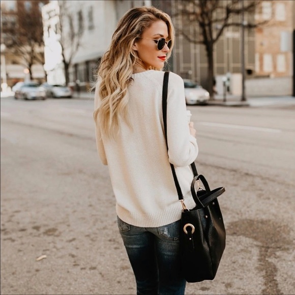 🆕🍁Last One🍁Beige Knit Heart Sweater - Picture 5 of 7